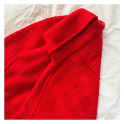 PetiteKnit - Strickanleitung Scarlet Sweater - Printversion