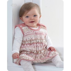 King Cole Strickanleitung (DK) 4804 für Babies - Pollunder, Kleidchen, Mützen, Schals